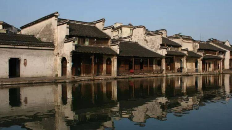 综述和论文的区别在哪游戏画面